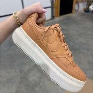 Nike Women's Light Brown Sneakers